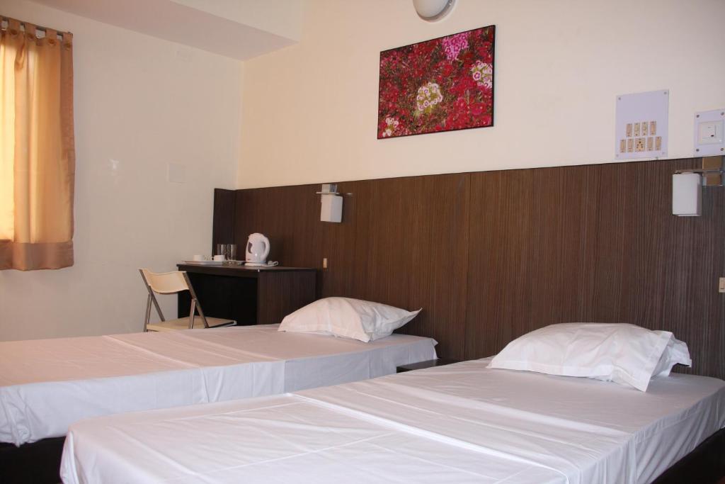 Down Town Guest House Calcutta Værelse billede